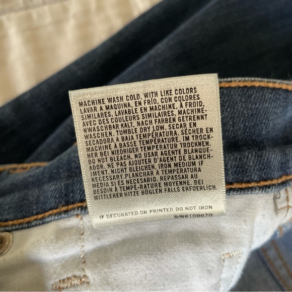 Citizens of Humanity Amber Medium Rise Bootcut Jean • Size 27 - Picture 13 of 16